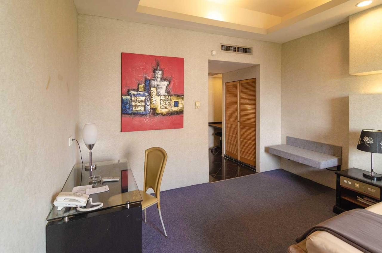 Hotel Peninsula Mangga Besar Cakarta Dış mekan fotoğraf