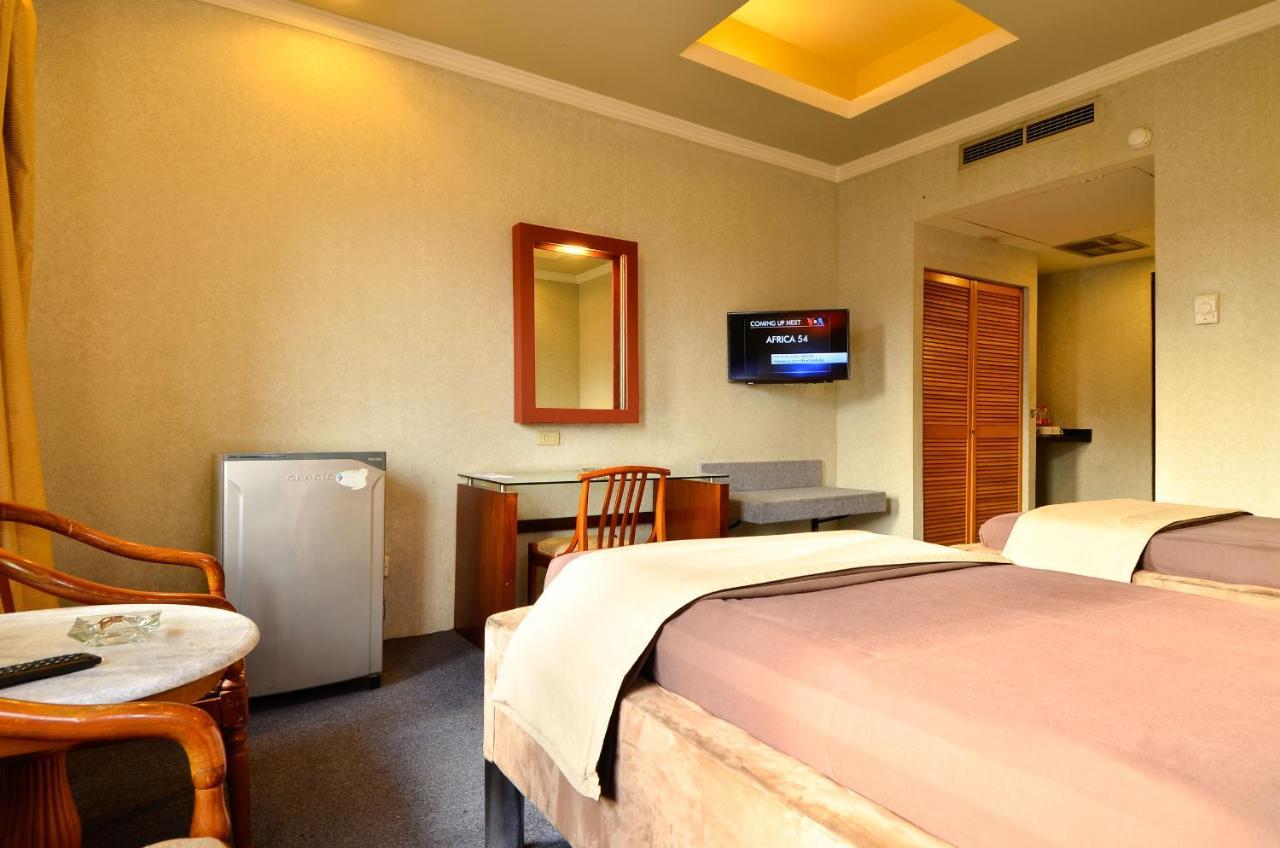 Hotel Peninsula Mangga Besar Cakarta Dış mekan fotoğraf
