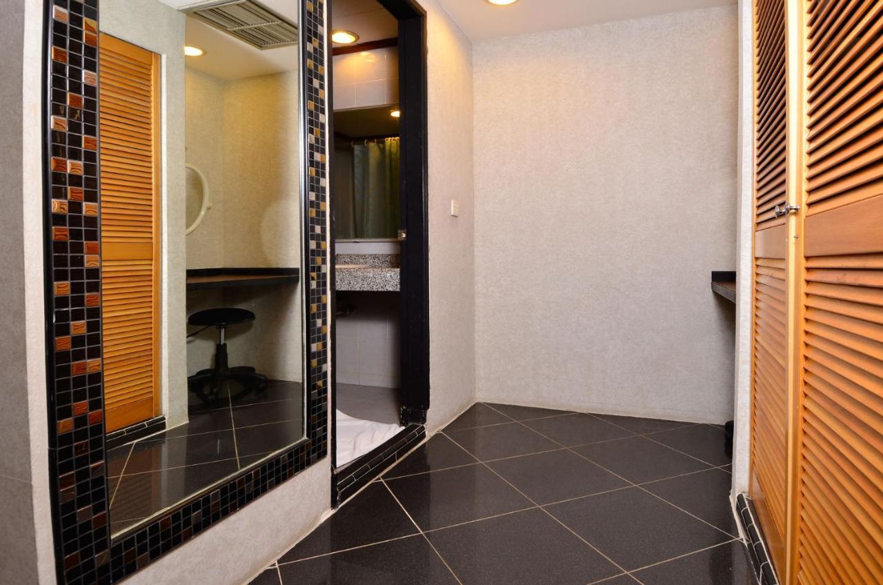Hotel Peninsula Mangga Besar Cakarta Dış mekan fotoğraf